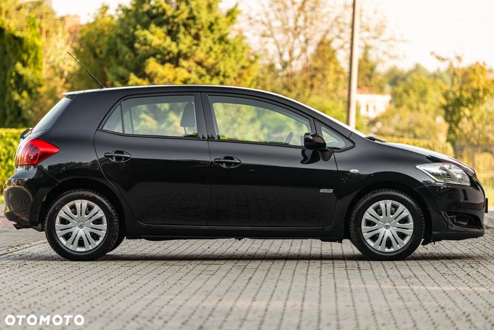 Toyota Auris 1.4 VVT-i - 10