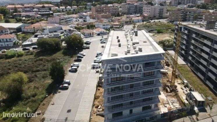 T2 novo em oliveira do Douro ao Parque natural da Lavandeira - Grande imagem: 5/29