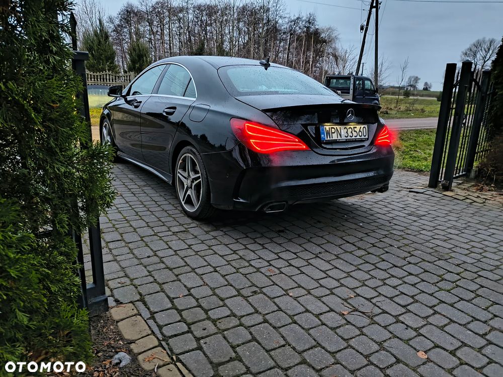 Mercedes-Benz CLA 180 UrbanStyle Edition - 9