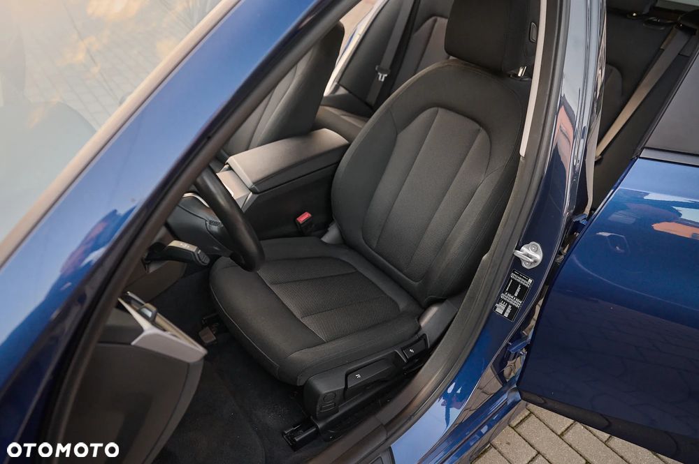 BMW Seria 3 - 25