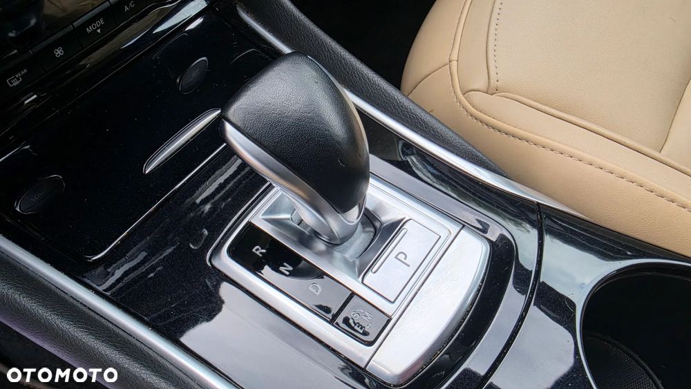 Infiniti QX30 2.0t Luxe Tech AWD 7DCT - 19