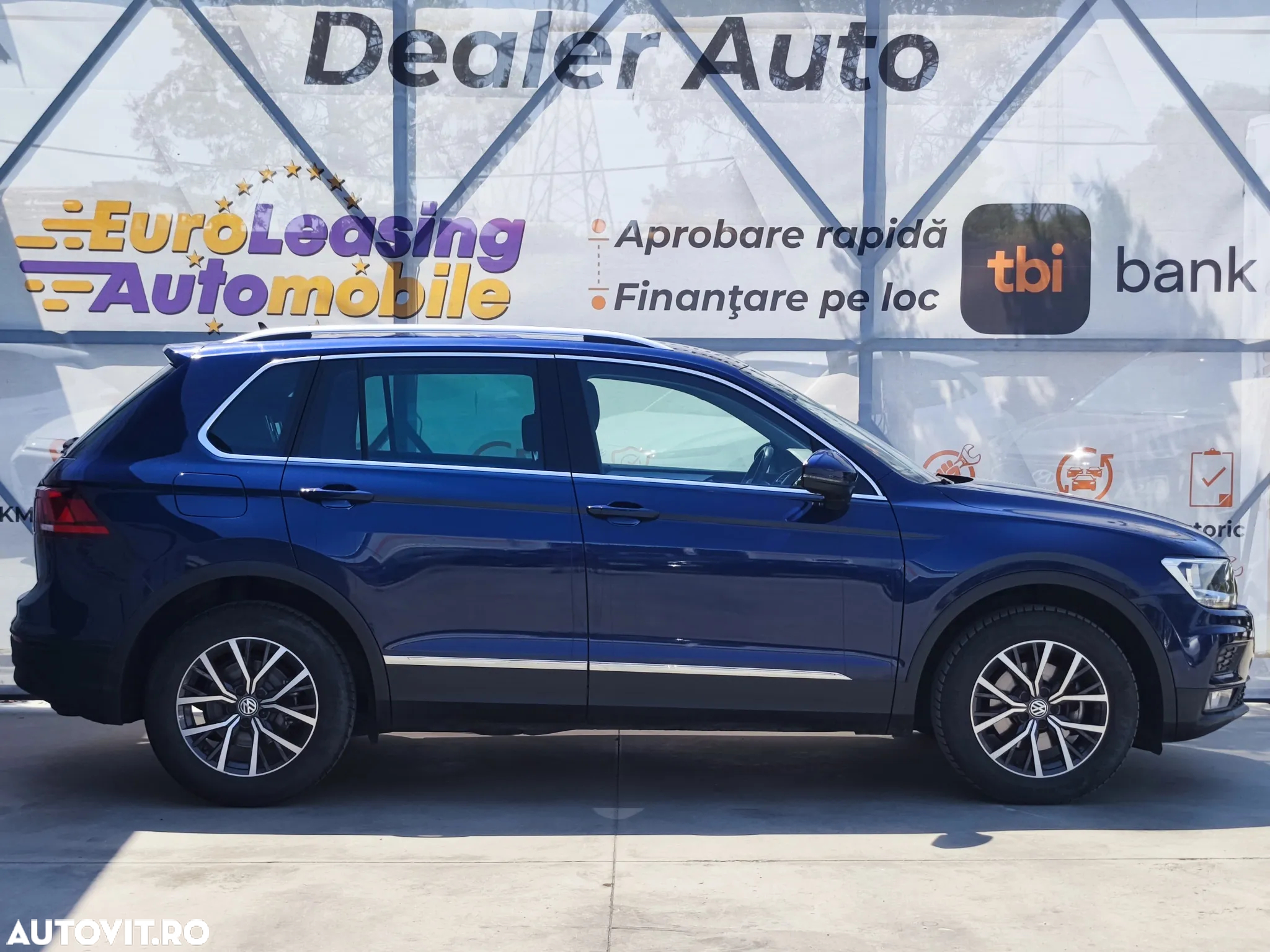 Volkswagen Tiguan 2.0 TDI DSG Base - 6