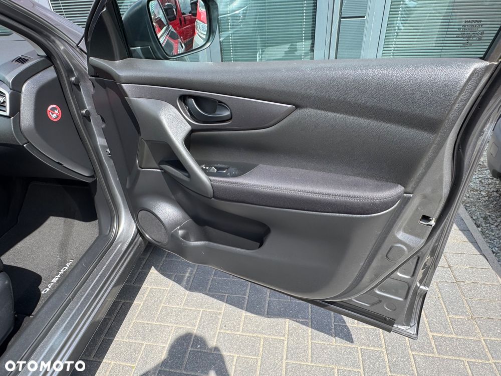 Nissan Qashqai 1.2 DIG-T N-Vision - 20