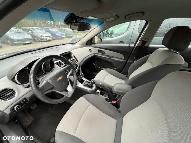 Chevrolet Cruze 2.0 VDCi LS - 8