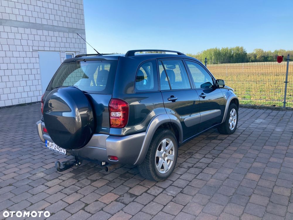Toyota RAV4 2.0 VVT-i 4x4 - 12