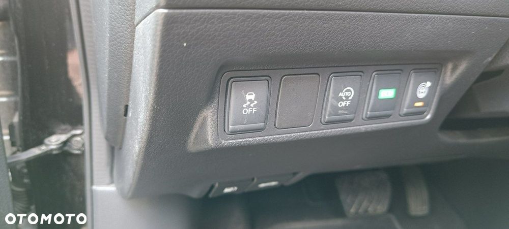 Nissan Pulsar 1.2 DIG-T Xtronic N-Connecta - 23