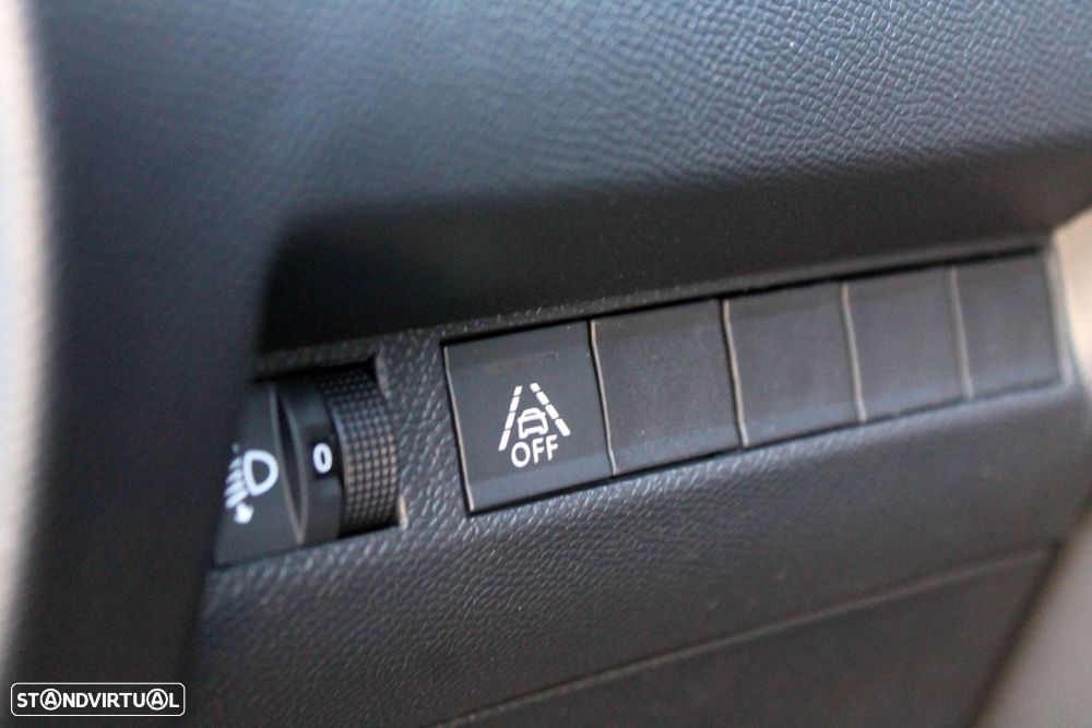 Peugeot 2008 PureTech 100 Stop&Start Allure - 8