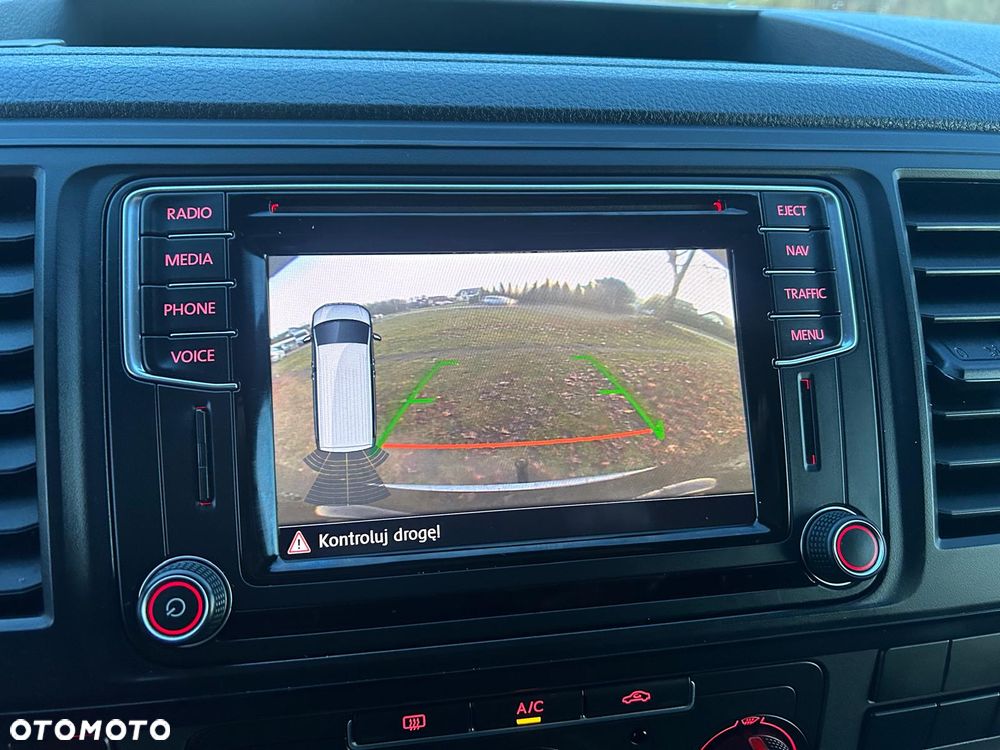 Volkswagen Transporter T6 - 21