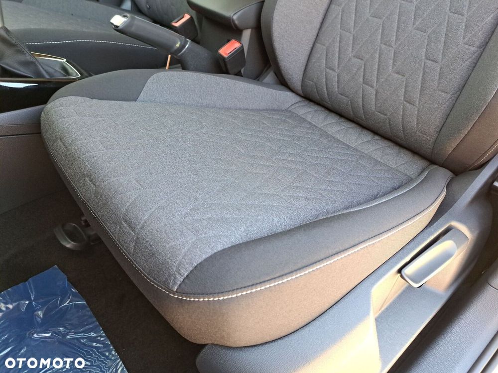 Volkswagen T-Cross - 13