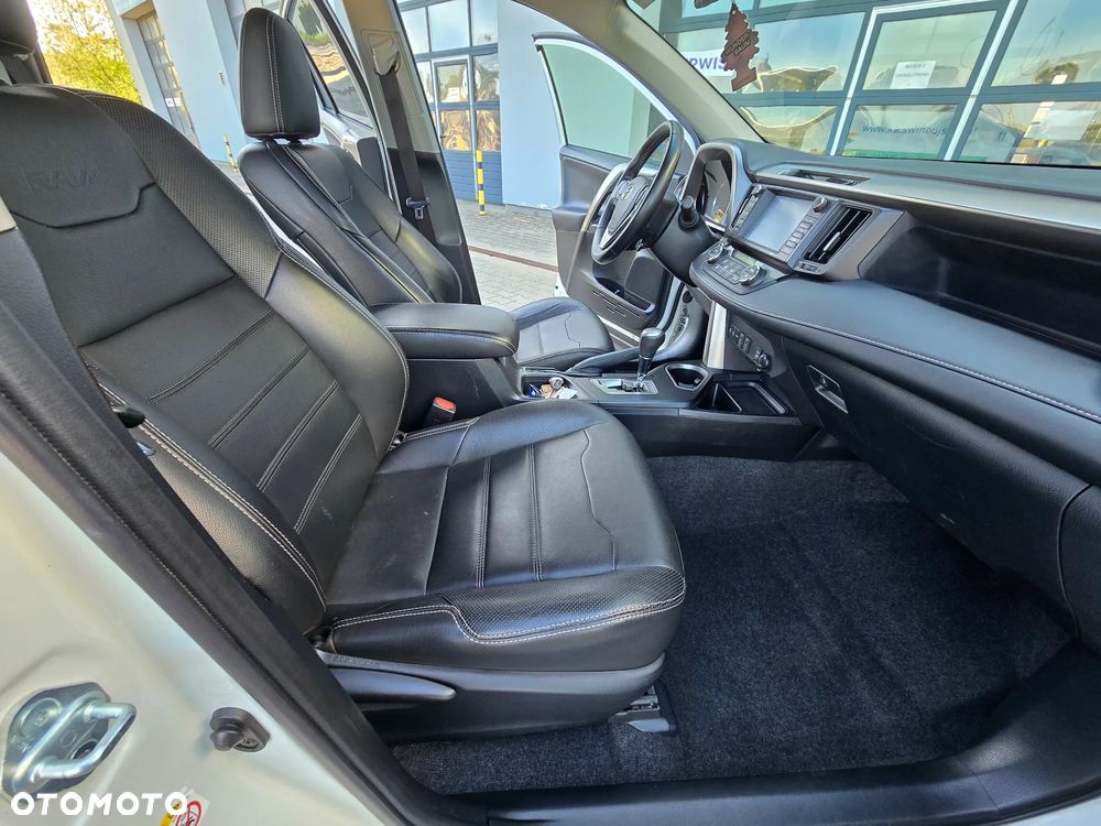 Toyota RAV4 Hybrid Prestige 4x2 - 17