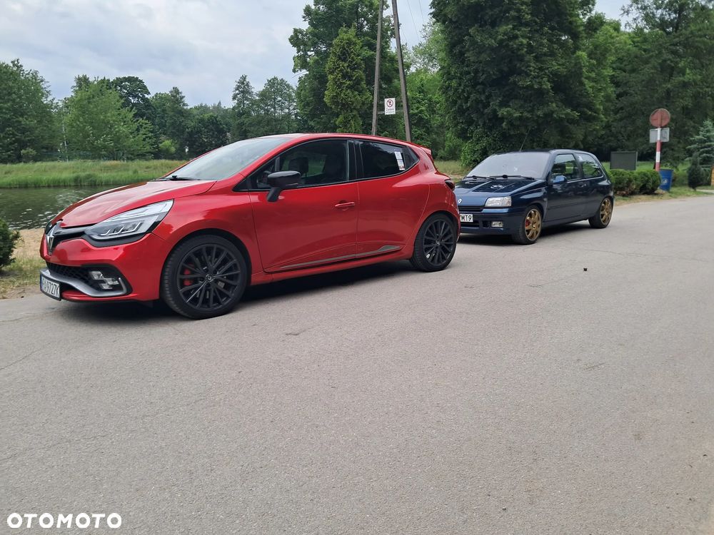 Renault Clio 1.6 R.S 200 EDC - 5
