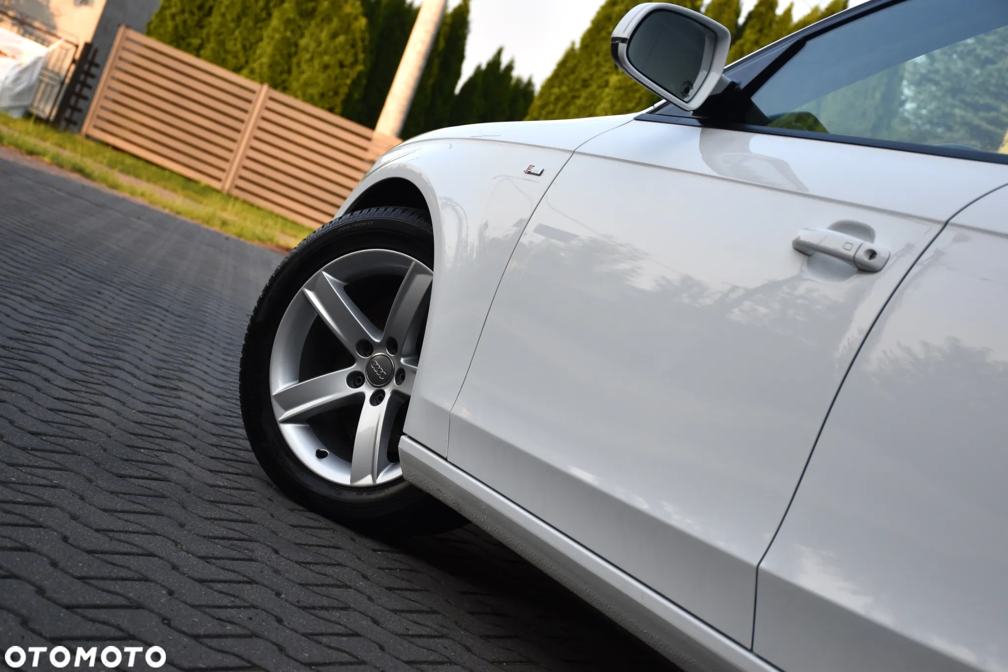 Audi A4 Avant 2.0 TDI DPF Ambiente - 33