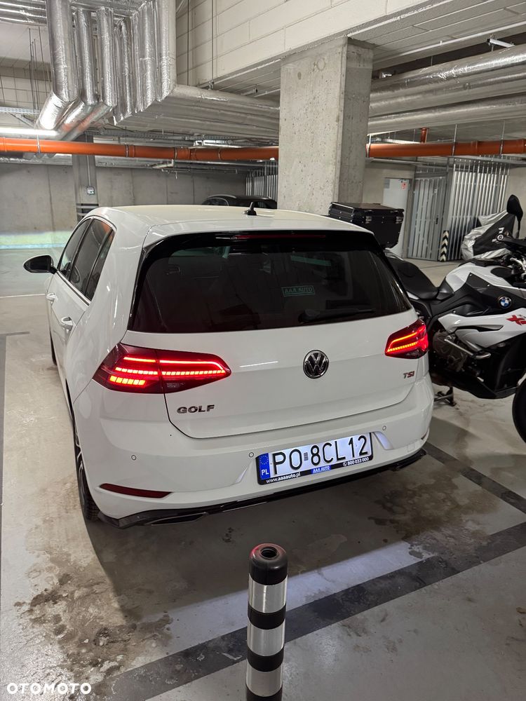 Volkswagen Golf - 5