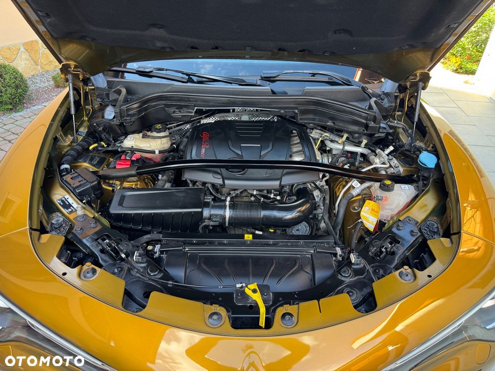 Alfa Romeo Stelvio - 9