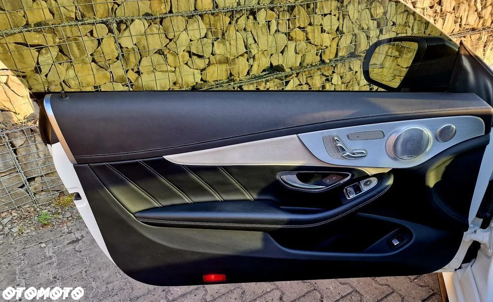Mercedes-Benz Klasa C AMG 63 Coupe S AMG Speedshift 7G-MCT - 21