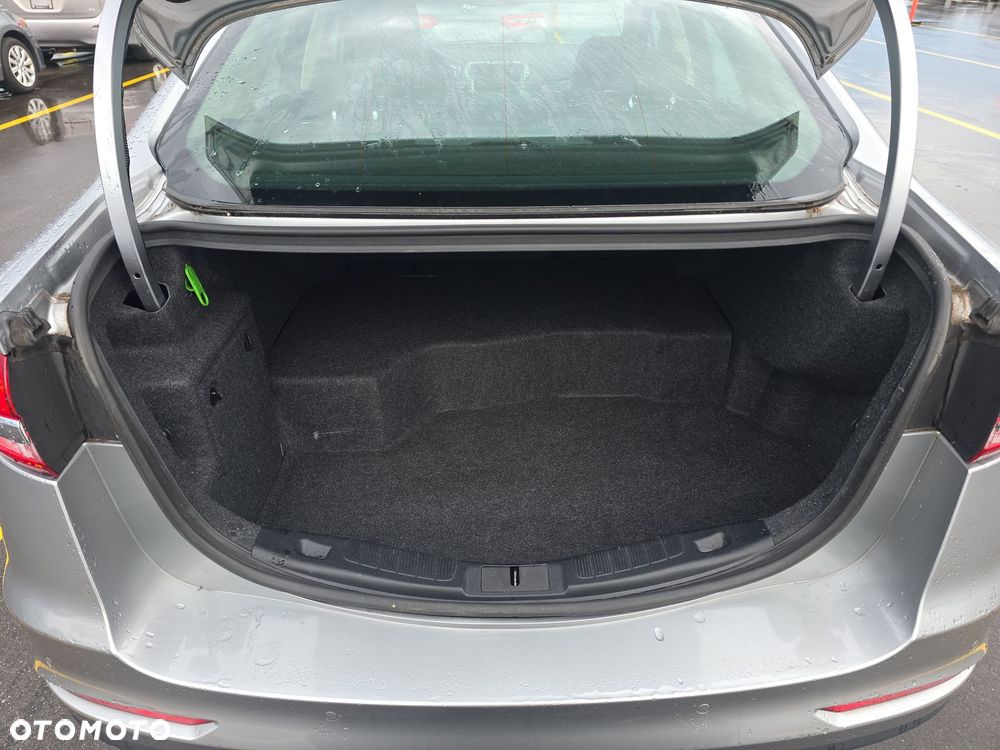 Ford Fusion - 17