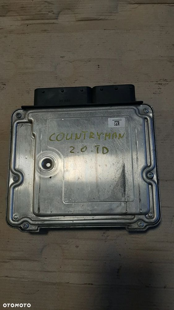 Sterownik silnika komputer MINI COUNTRYMAN R60 0281018477 - 2