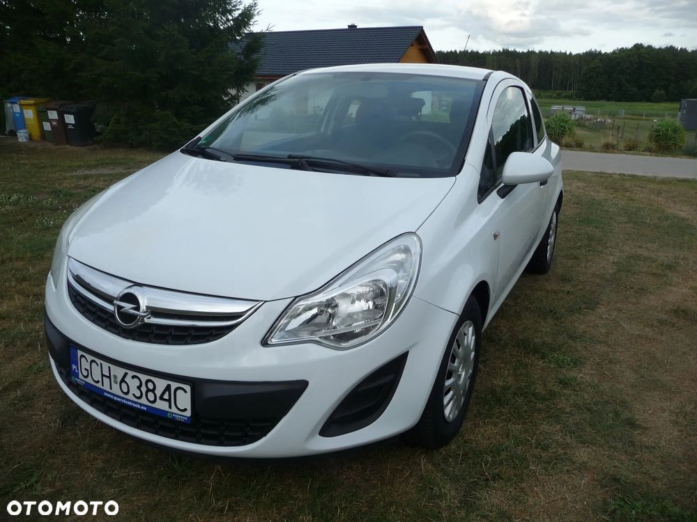 Opel Corsa 1.2 16V Essentia - 11