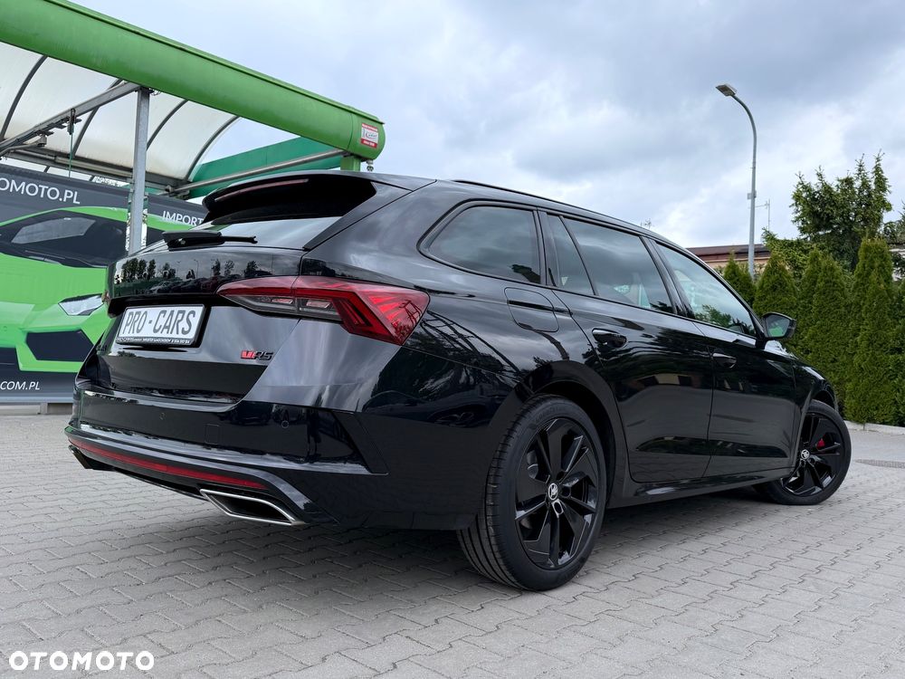 Skoda Octavia 2.0 TDI DSG RS - 5