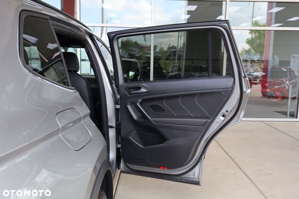 Volkswagen Tiguan - 37