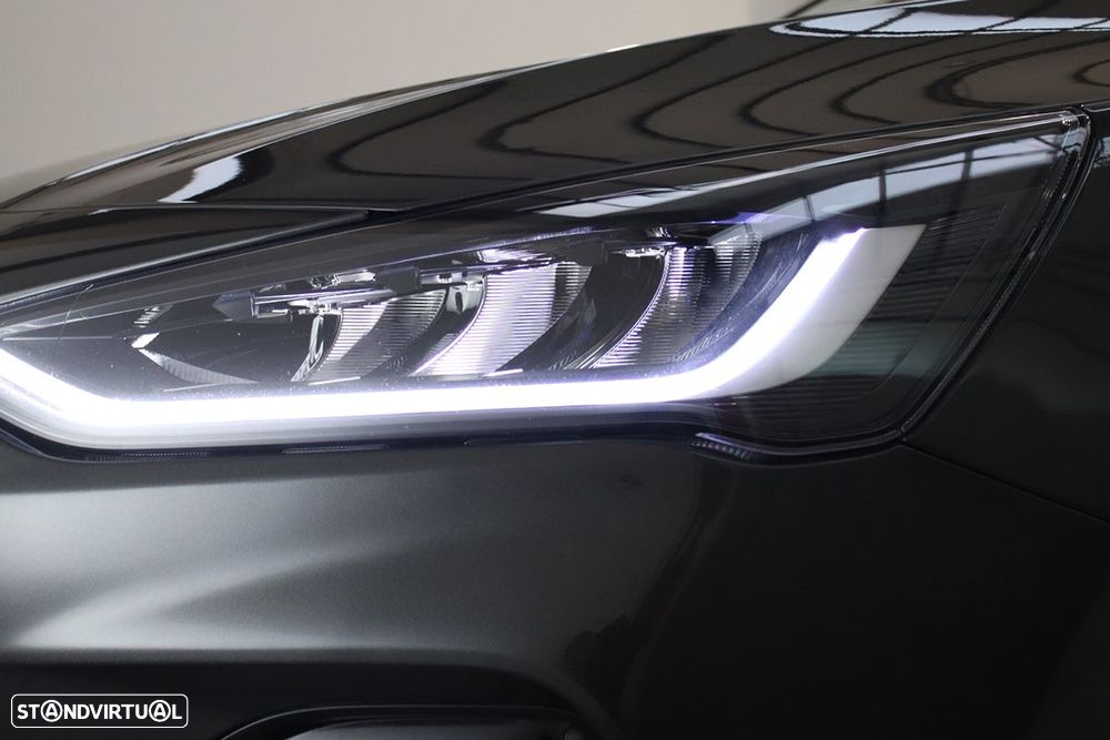 Ford Focus 1.0 EcoBoost MHEV ST-Line X - 6