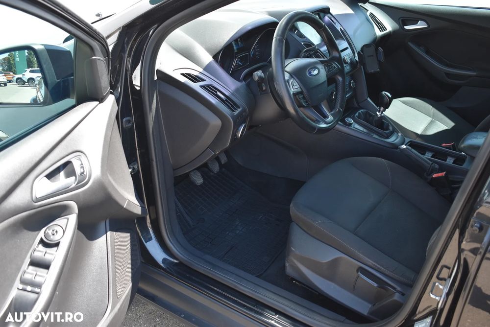 Ford Focus 1.6 TDCI DPF Trend - 16