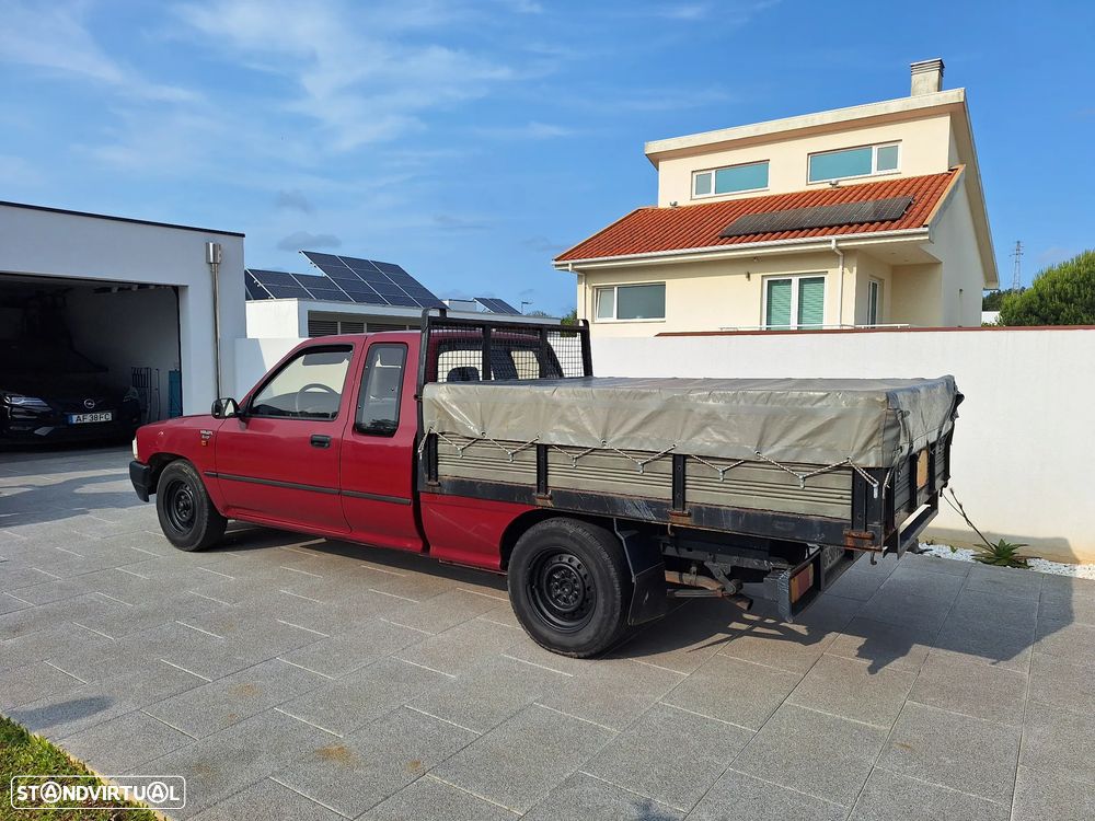 Toyota Hilux 2.4 D LN90L Cx Mad. C.Ex - 16