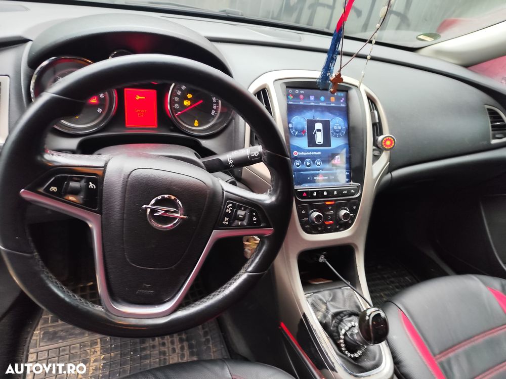 Opel Astra 1.7 CDTI DPF Design Edition - 1