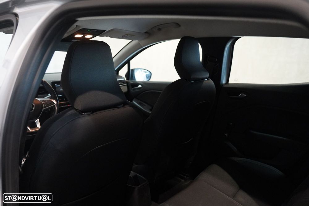 Renault Clio - 32