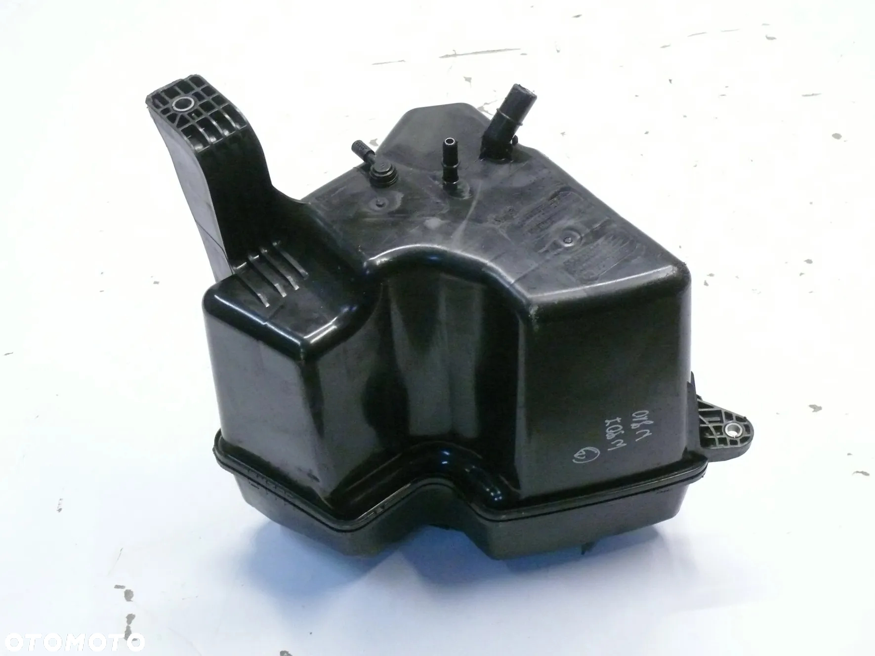 ZBIORNIK ADBLUE POMPA MERCEDES SPRINTER W907 W910 2018 - 5