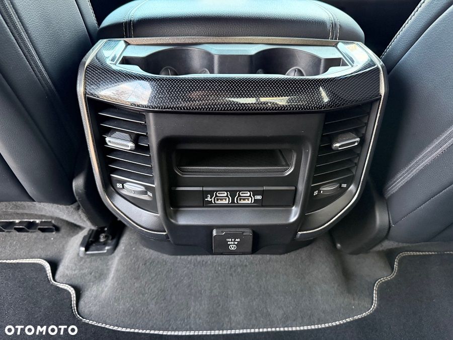 RAM 1500 Crew Cab Sport - 33