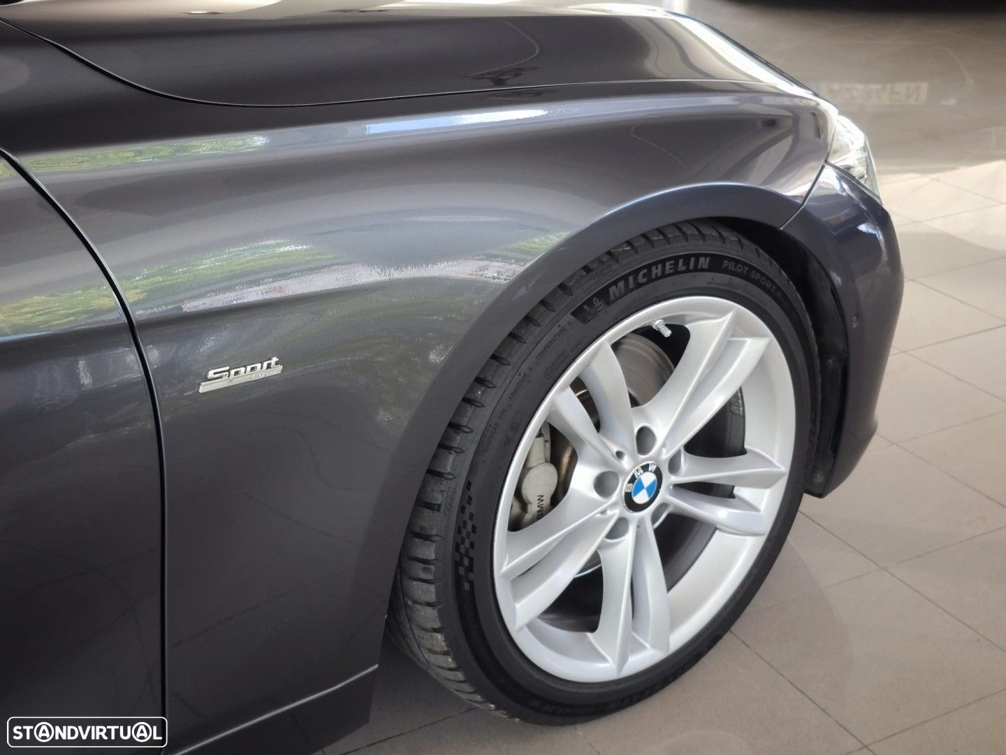 BMW 335 d Touring xDrive Line Sport - 17