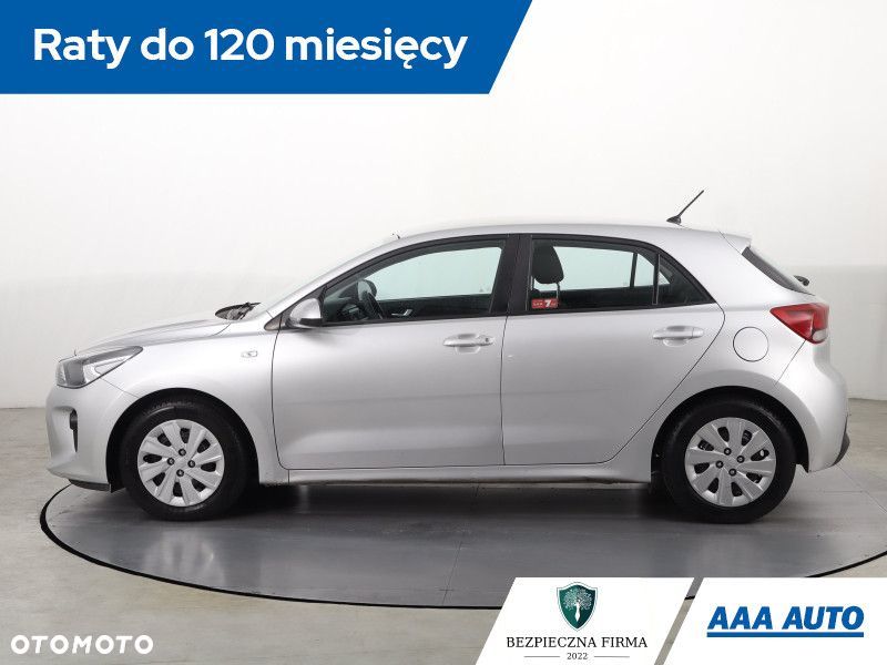 Kia Rio - 4