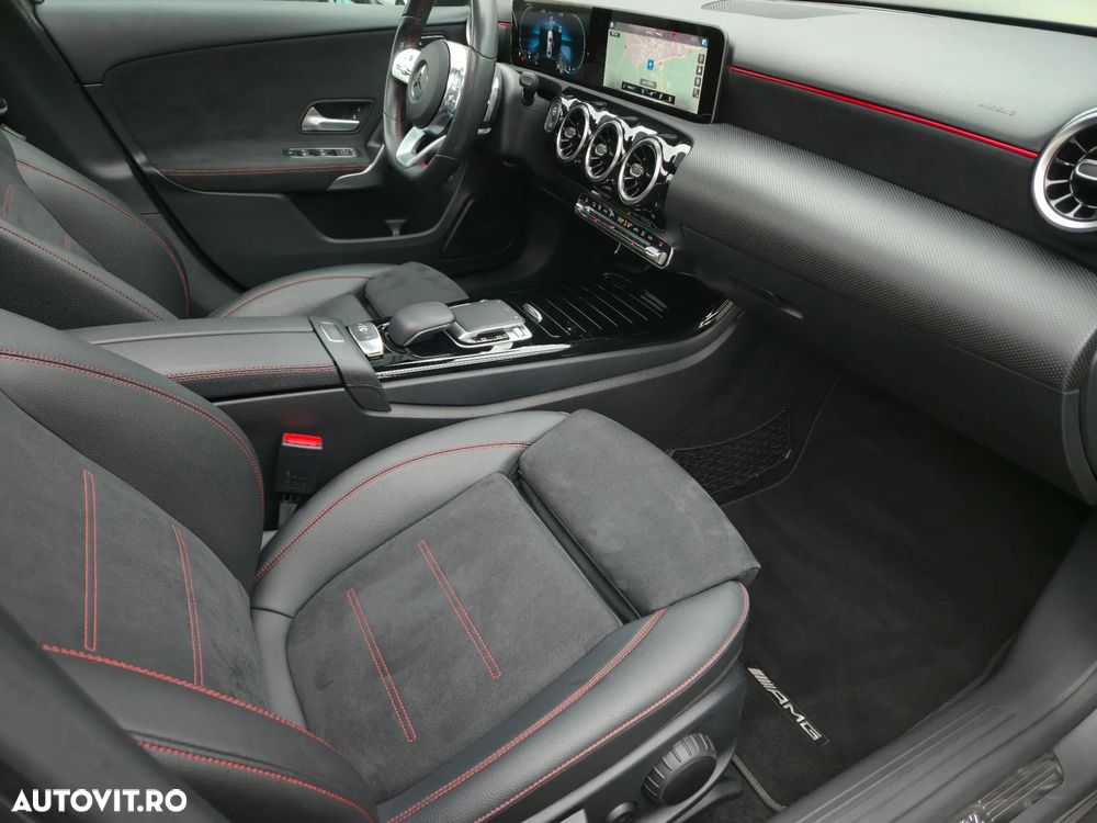 Mercedes-Benz A 200 7G-DCT AMG Line - 24