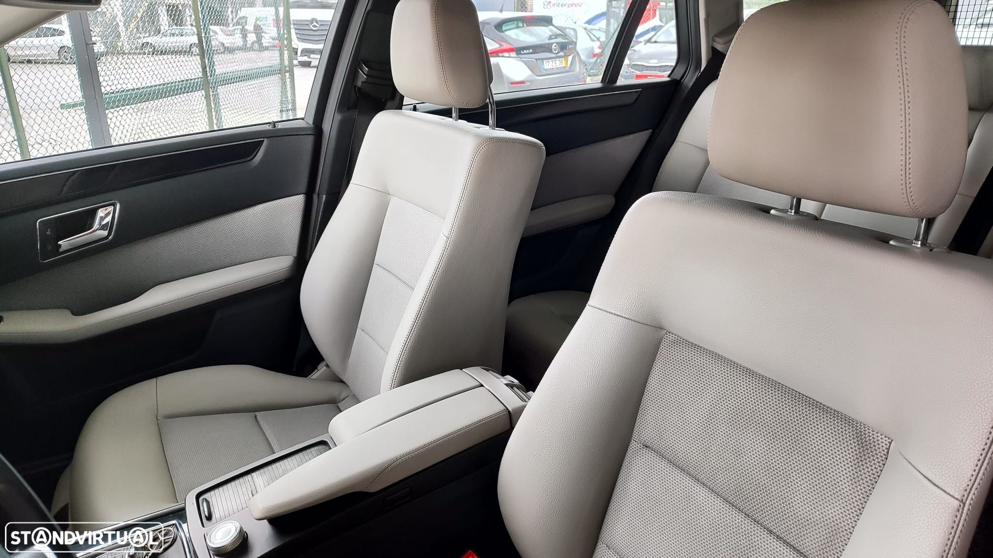 Mercedes-Benz E 220 CDi Avantgarde - 28