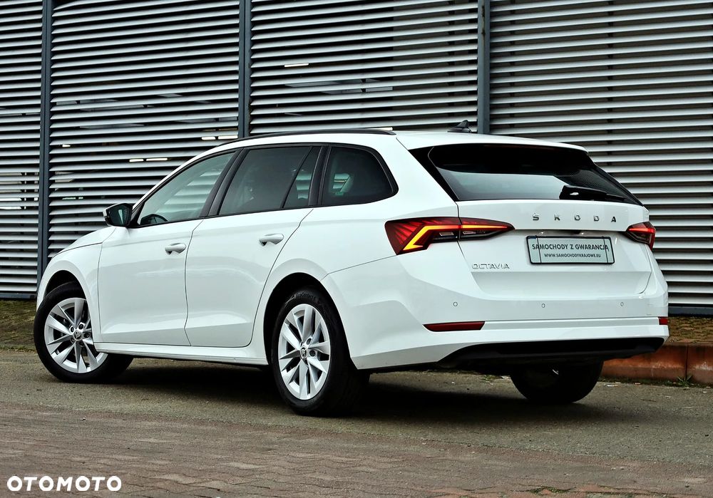 Skoda Octavia 2.0 TDI Ambition DSG - 7