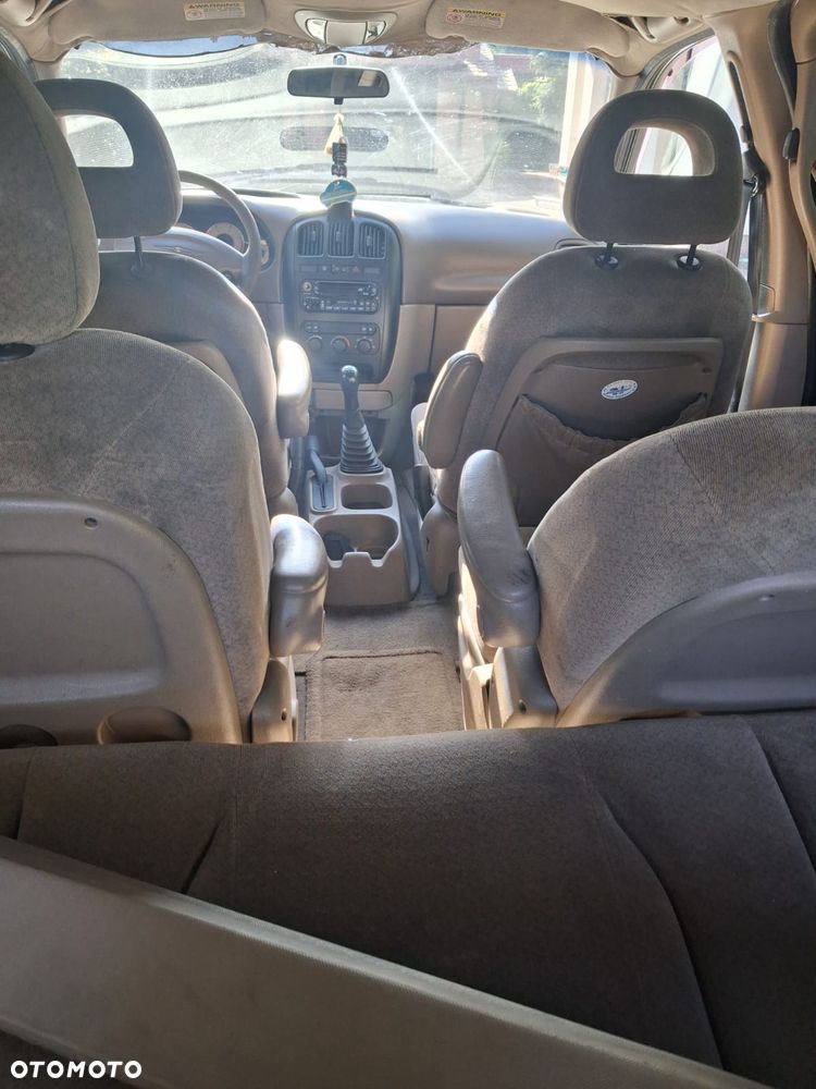 Chrysler Voyager 2.5L CRD SE - 5