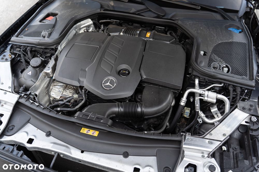 Mercedes-Benz Klasa E 220 d T 9G-TRONIC Avantgarde - 13