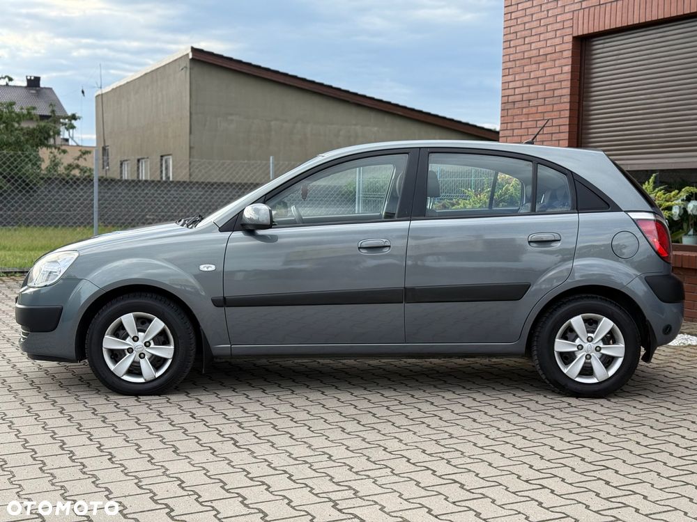 Kia Rio 1.4 Comfort - 8