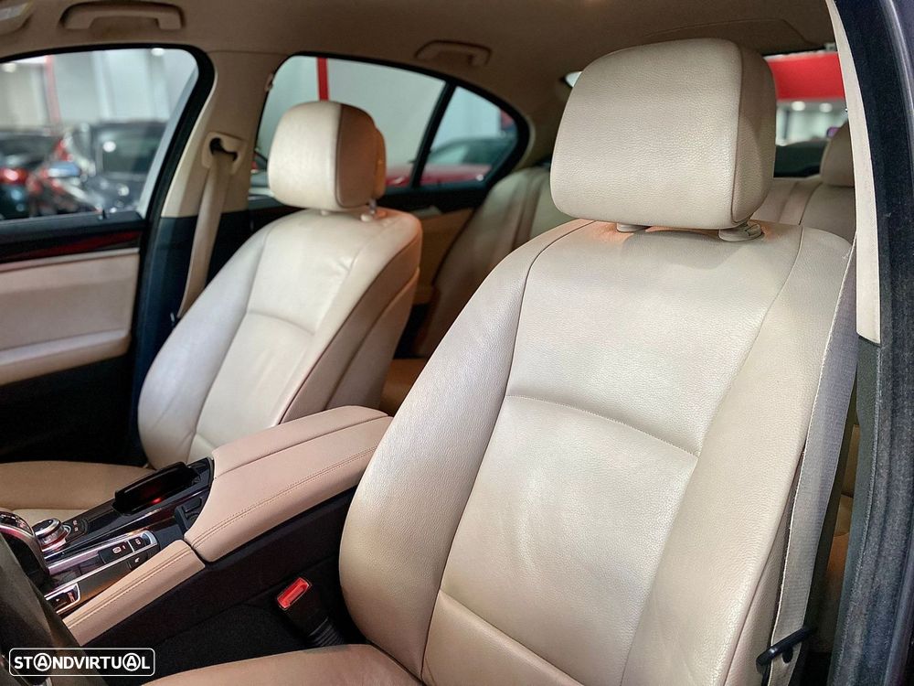 BMW 535 d Auto - 14