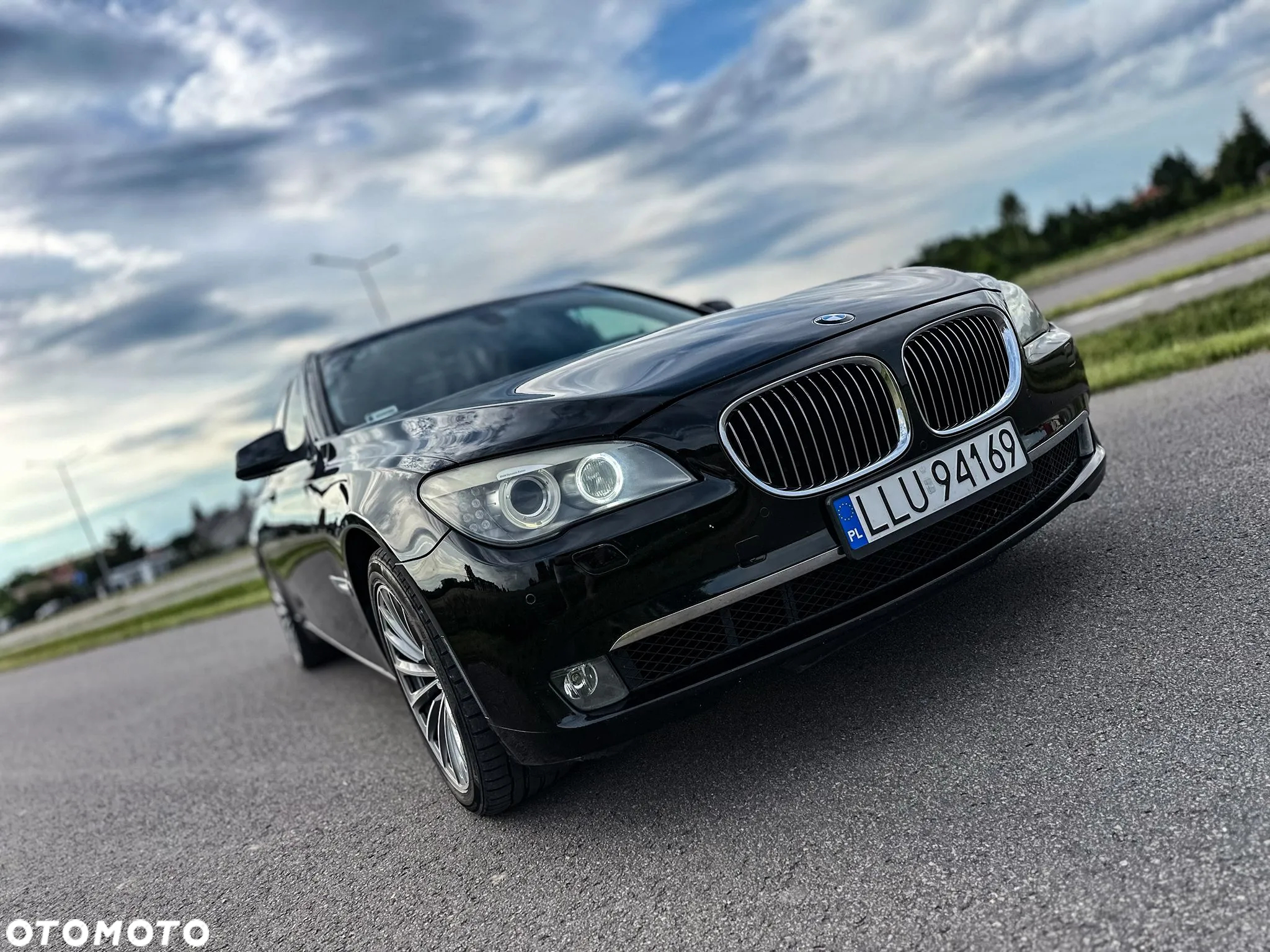 BMW Seria 7 740i L - 6