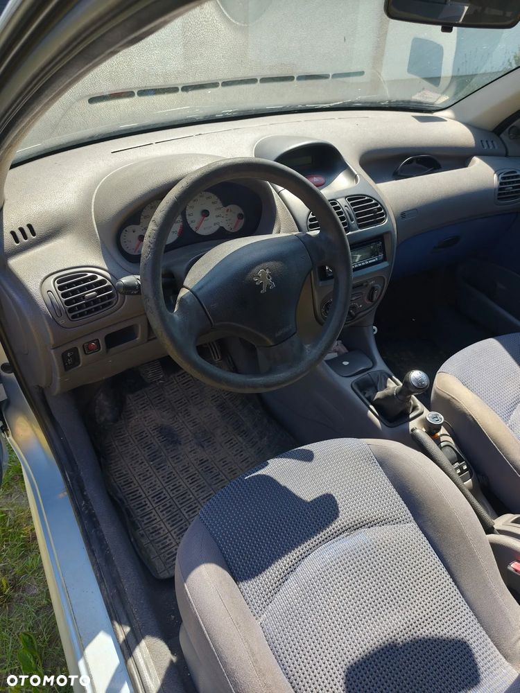 Peugeot 206 1.4 Happy - 7