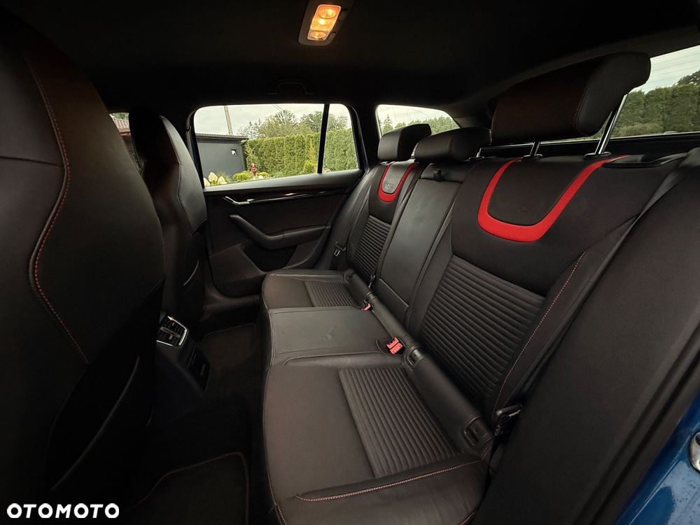 Skoda Octavia 2.0 TDI RS - 23