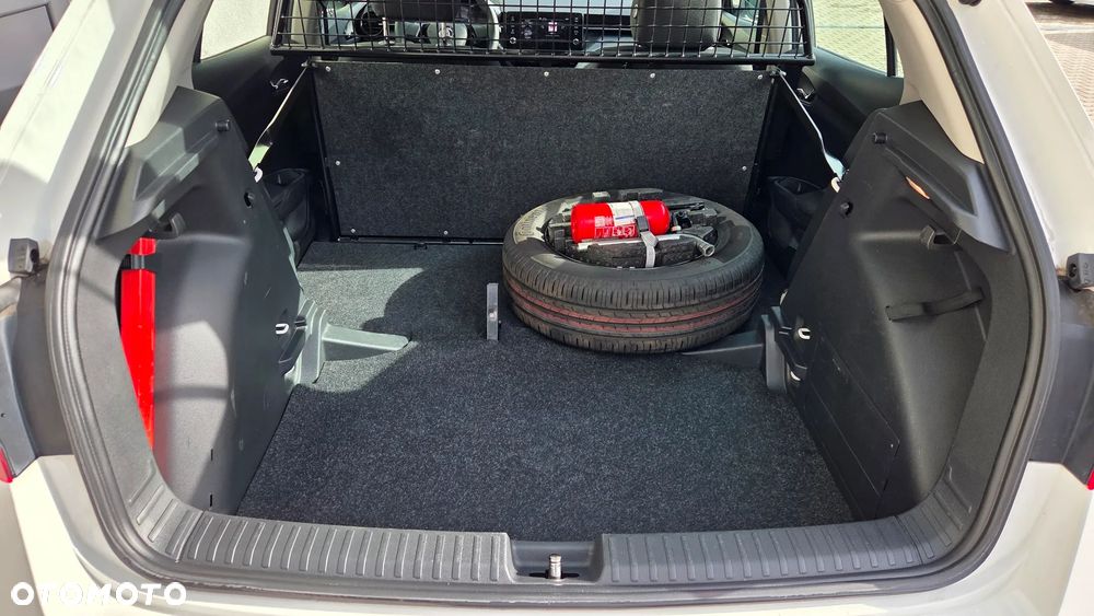 Skoda Fabia 1.0 Essence - 26