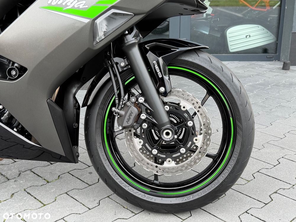 Kawasaki Ninja - 8