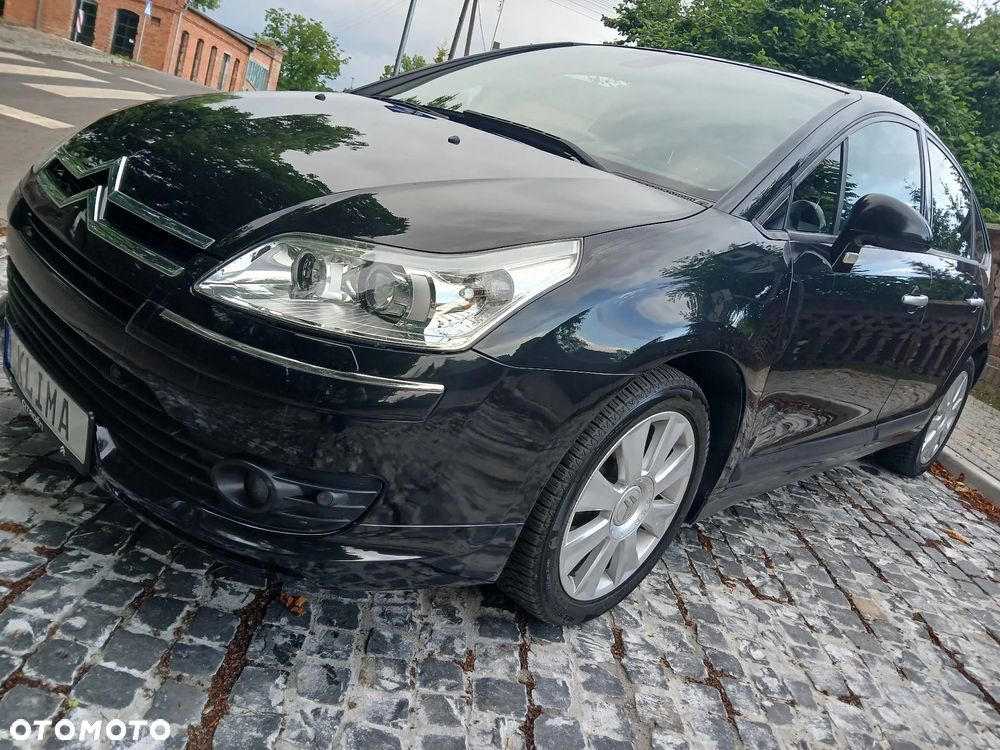 Citroën C4 2.0 16V Exclusive - 11