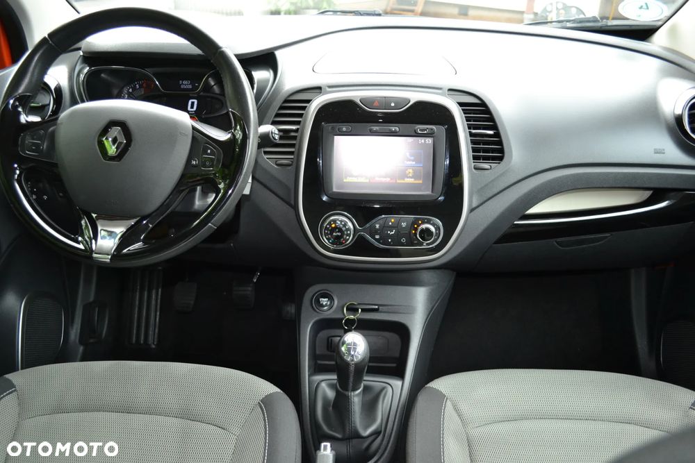 Renault Captur (ENERGY) TCe 90 BOSE EDITION - 26