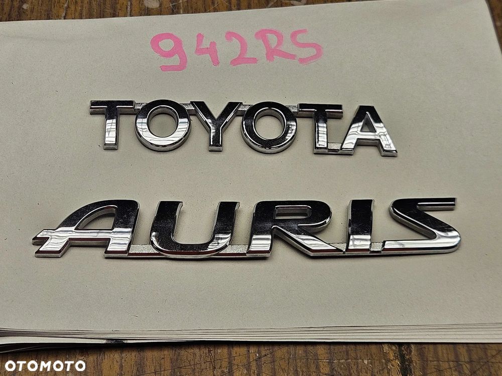 Napis Znaczek Emblemat Klapa Klapy Toyota Auris I 1 Lift - 2