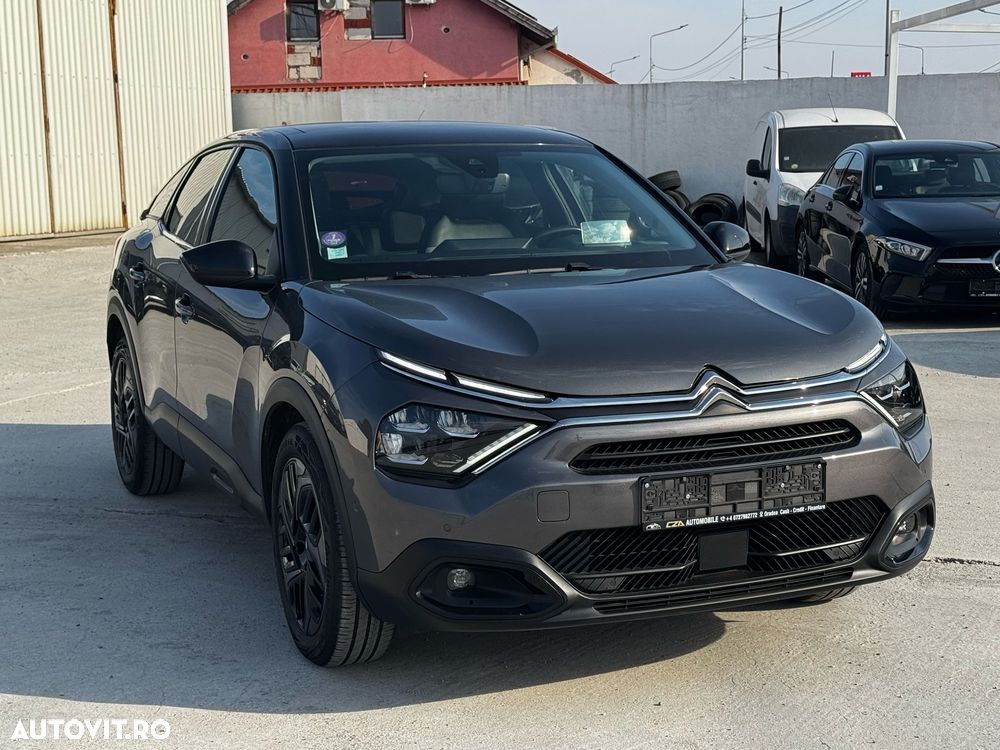 Citroën C4 1.2 PureTech S&S EAT8 Shine - 3