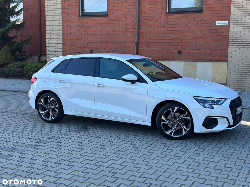 Audi A3 Sportback - 12